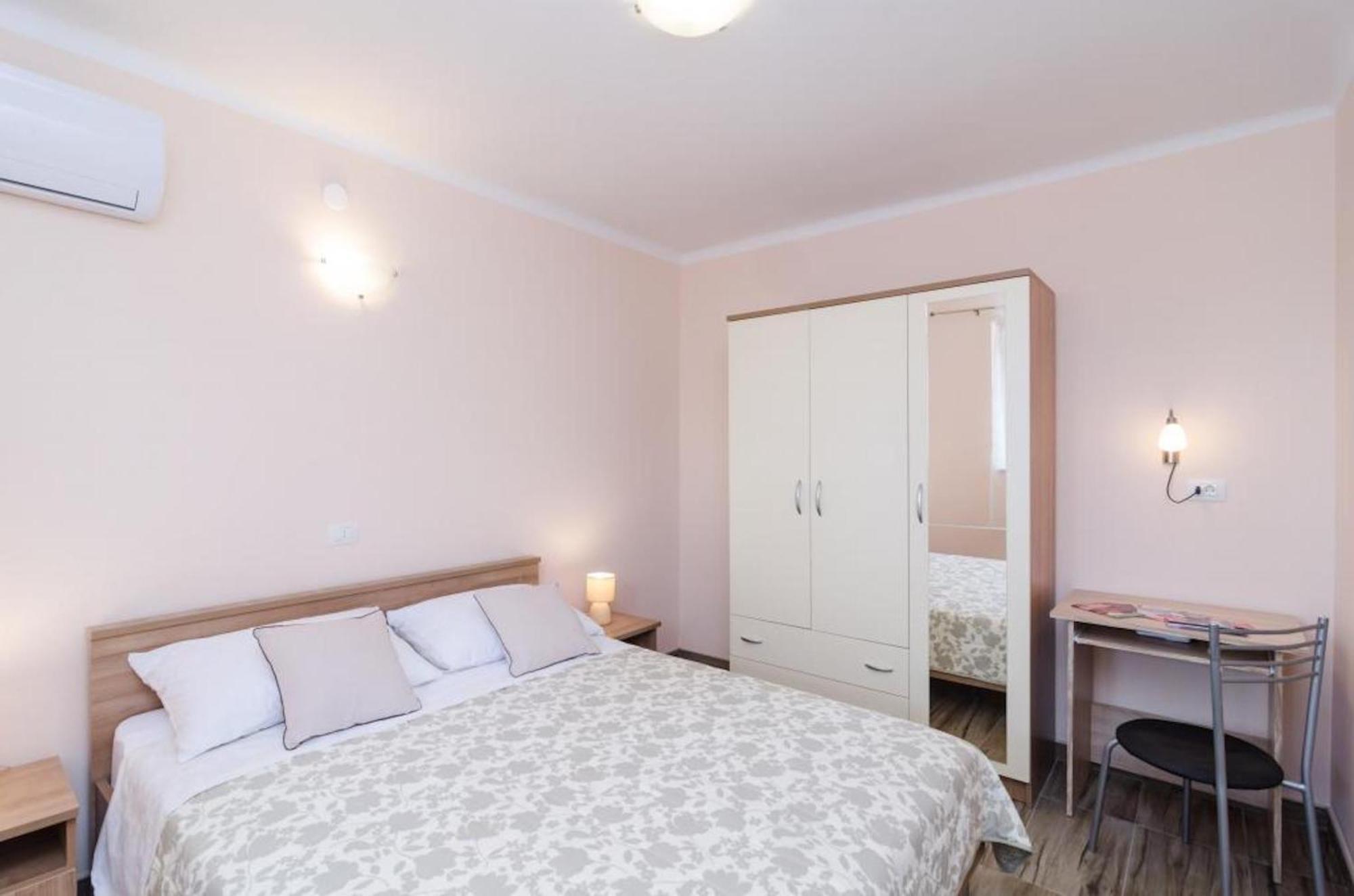 Apartments Lena & Lara Dubrovnik Ngoại thất bức ảnh